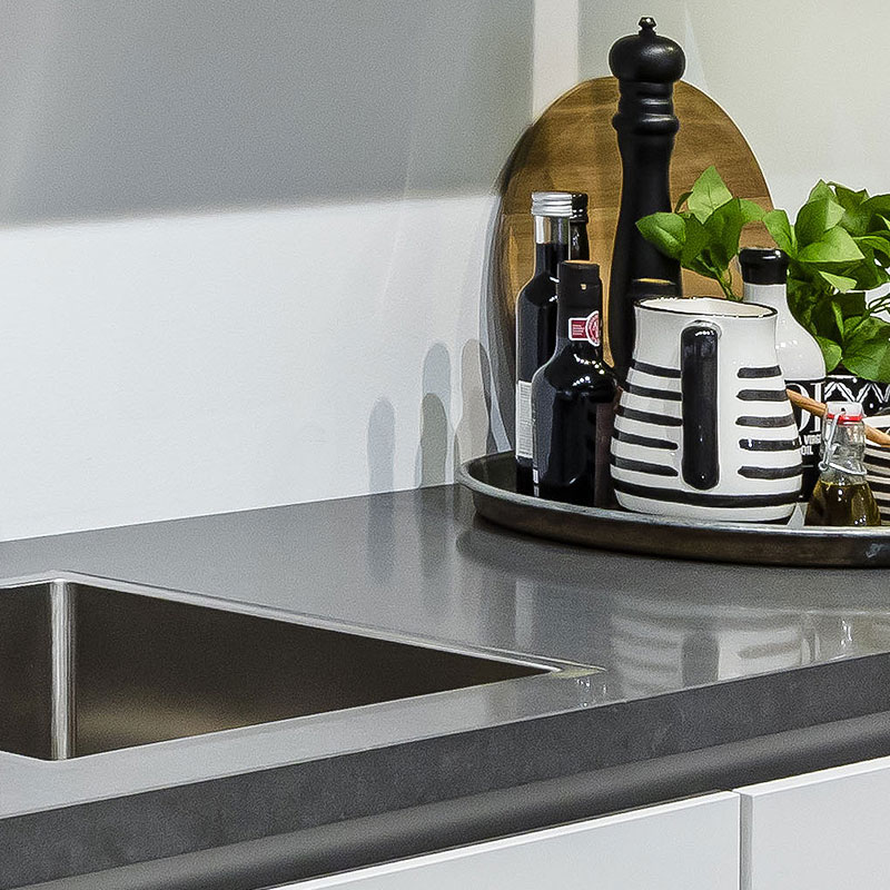 Grijs composiet aanrechtblad