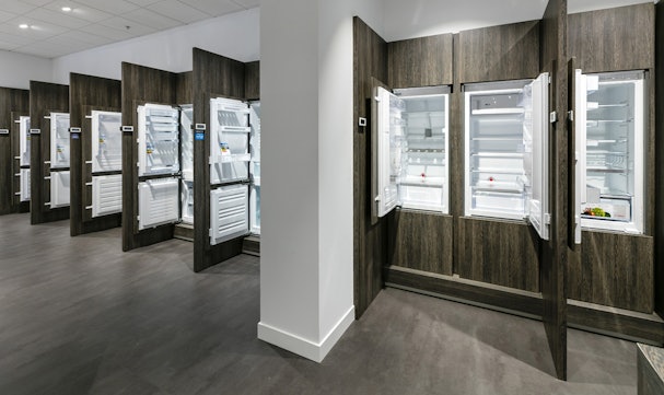 Inbouw koelkasten in onze showroom.