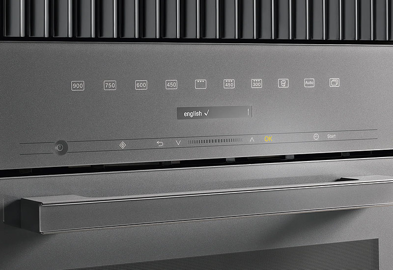 Miele inbouwmagnetron met MultiLingua taalinstellingen op display