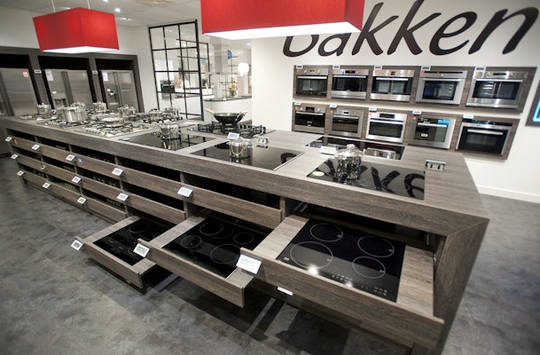 Inductie kookplaten in onze showroom.