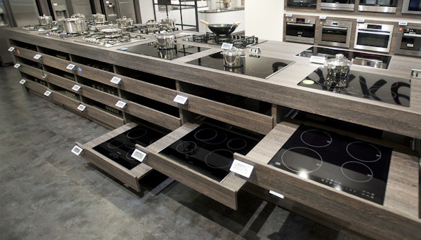 Inductie kookplaten in onze showroom.