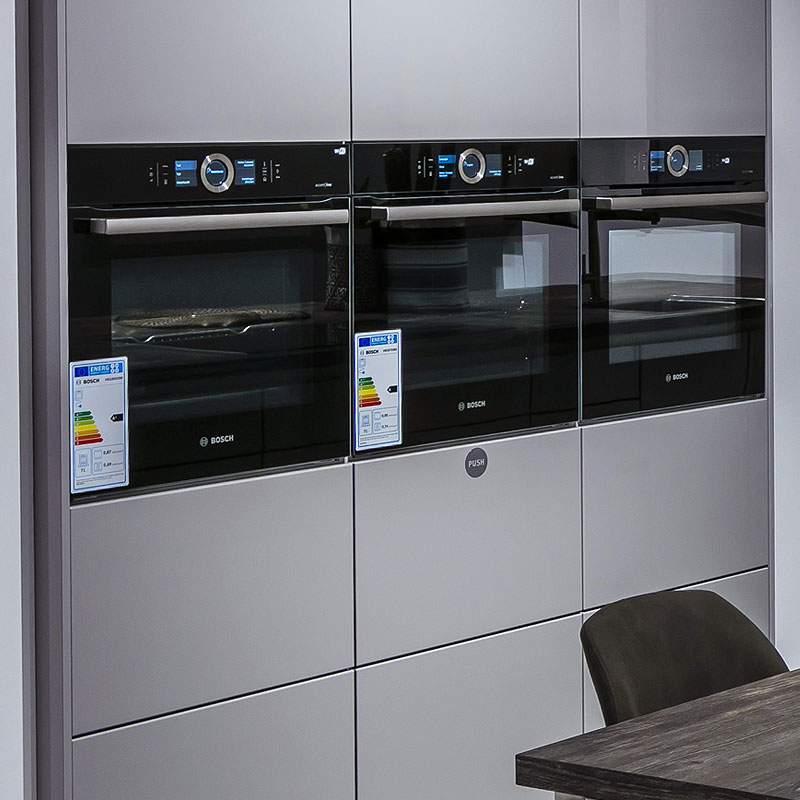 Ingebouwde hoge kasten