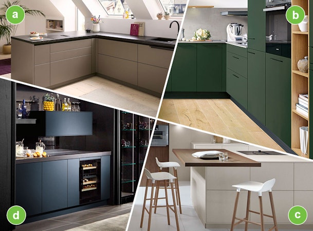 Vier keukens met verschillende kleuren, beige, groen, zwart en wit, als voorbeeld van hoe lichtinval de uitstraling van een keukenkleur beïnvloedt.