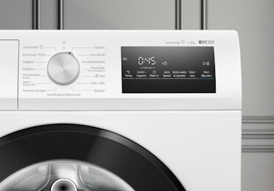 Siemens iQ300 wasmachine met smartFinish stoomprogramma en bedieningspaneel met programmaselectie