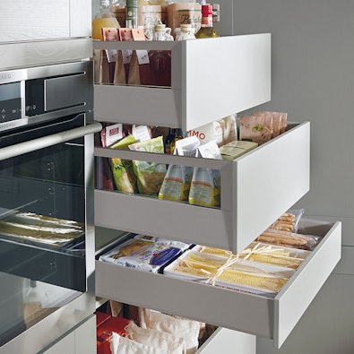 Kast met uittreklades