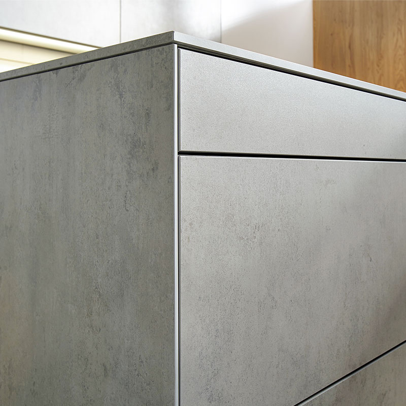 Keramische betonlook fronten