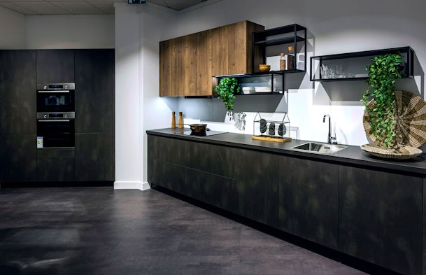 Strakke basis met natuurlijke invulling