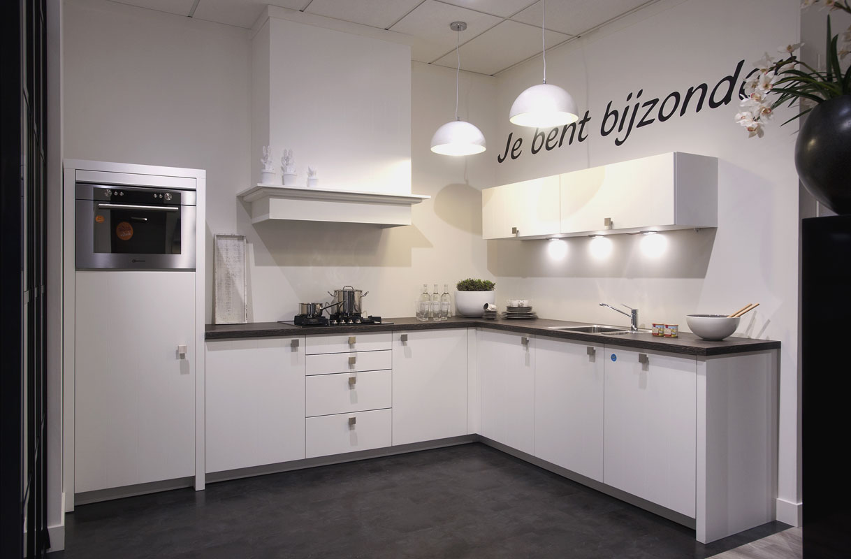 Landelijke opstelling met klassieke schouw