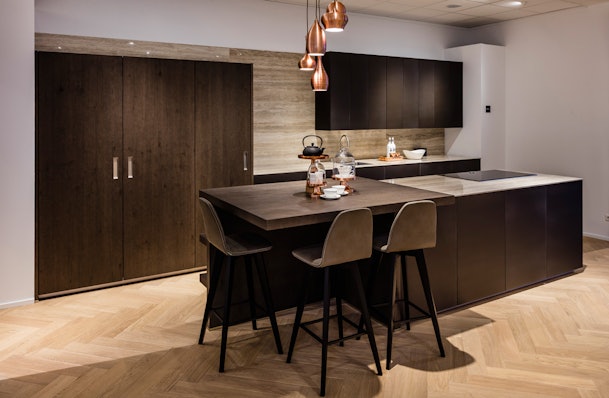 Luxe keuken in showroom winkel