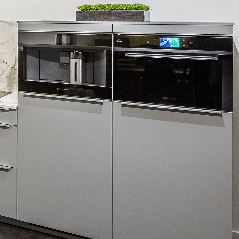 Keukenkasten met inbouwapparatuur