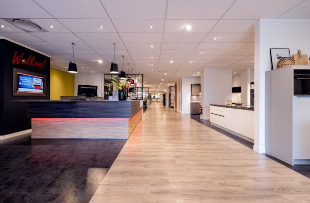 Unieke showrooms met keukens en apparatuur onder één dak.