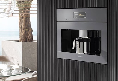 Miele inbouw koffiemachine met koffie- en theekan functie voor grote hoeveelheden