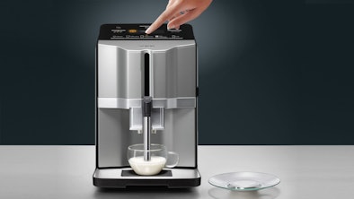 Bereid koffiespecialiteiten met slechts een druk op de knop