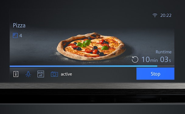 De prachtige contrasten en kleuren van het display verbinden de design-normen met de hoge functionaliteit van de oven.