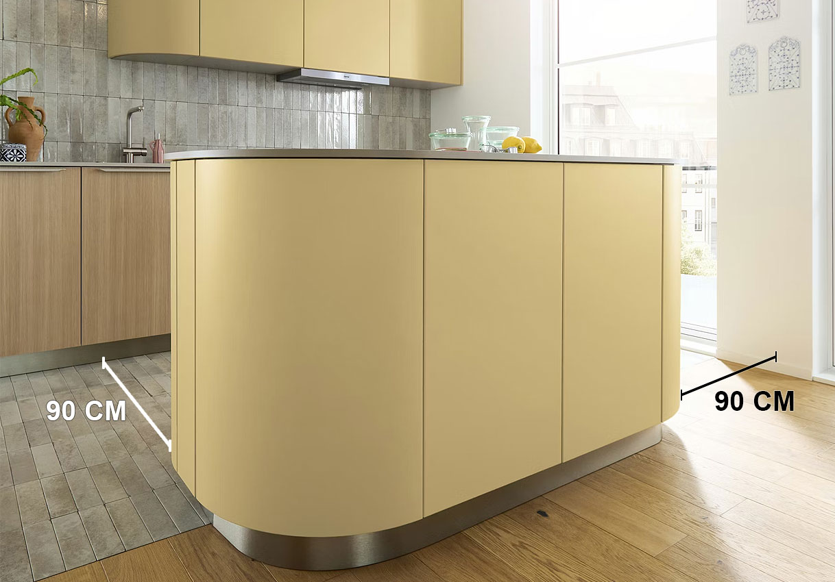 Kookeiland met minimaal 90 cm loopruimte rondom in een kleine keuken