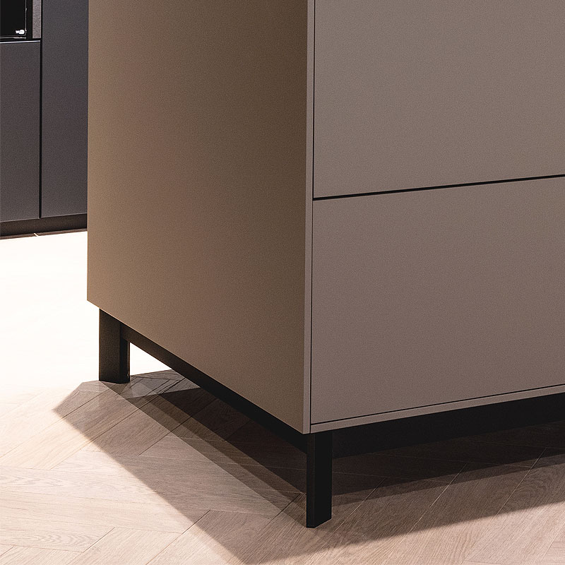 Kookeiland op sierlijk afgeschuind pootjes