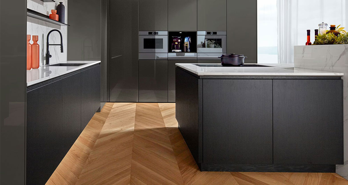 Kort kookeiland van circa 160 tot 180 cm breed in moderne keuken