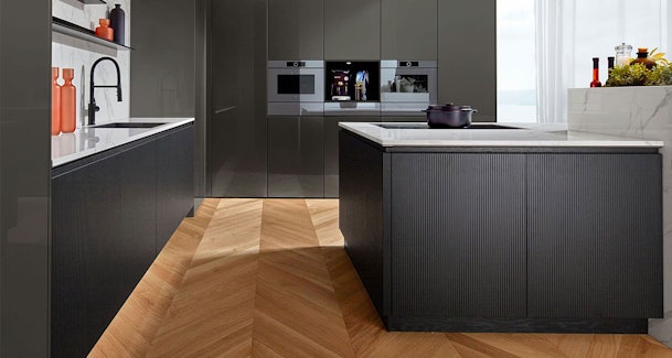 Kort kookeiland van circa 160 tot 180 cm breed in moderne keuken