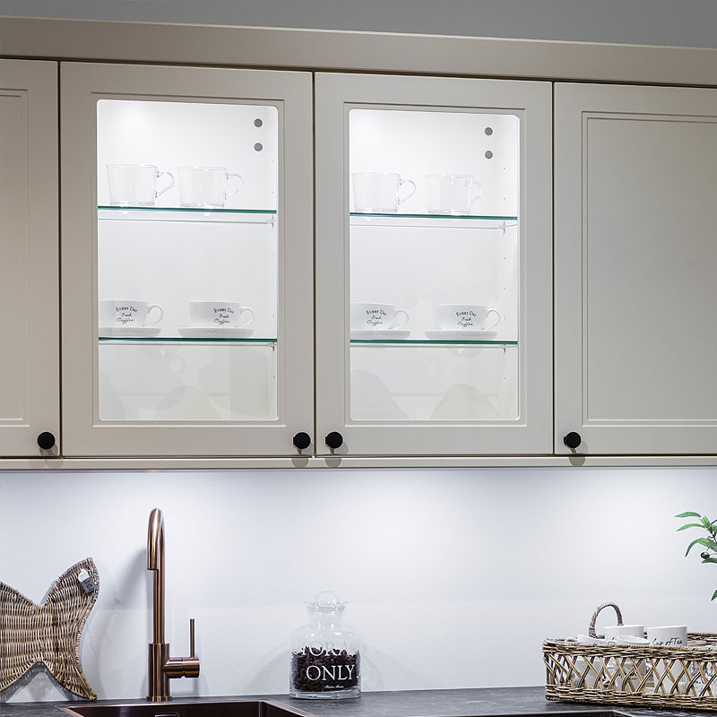 Landelijke bovenkastjes glasdeurtjes