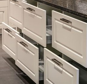 Landelijke kasten en laden