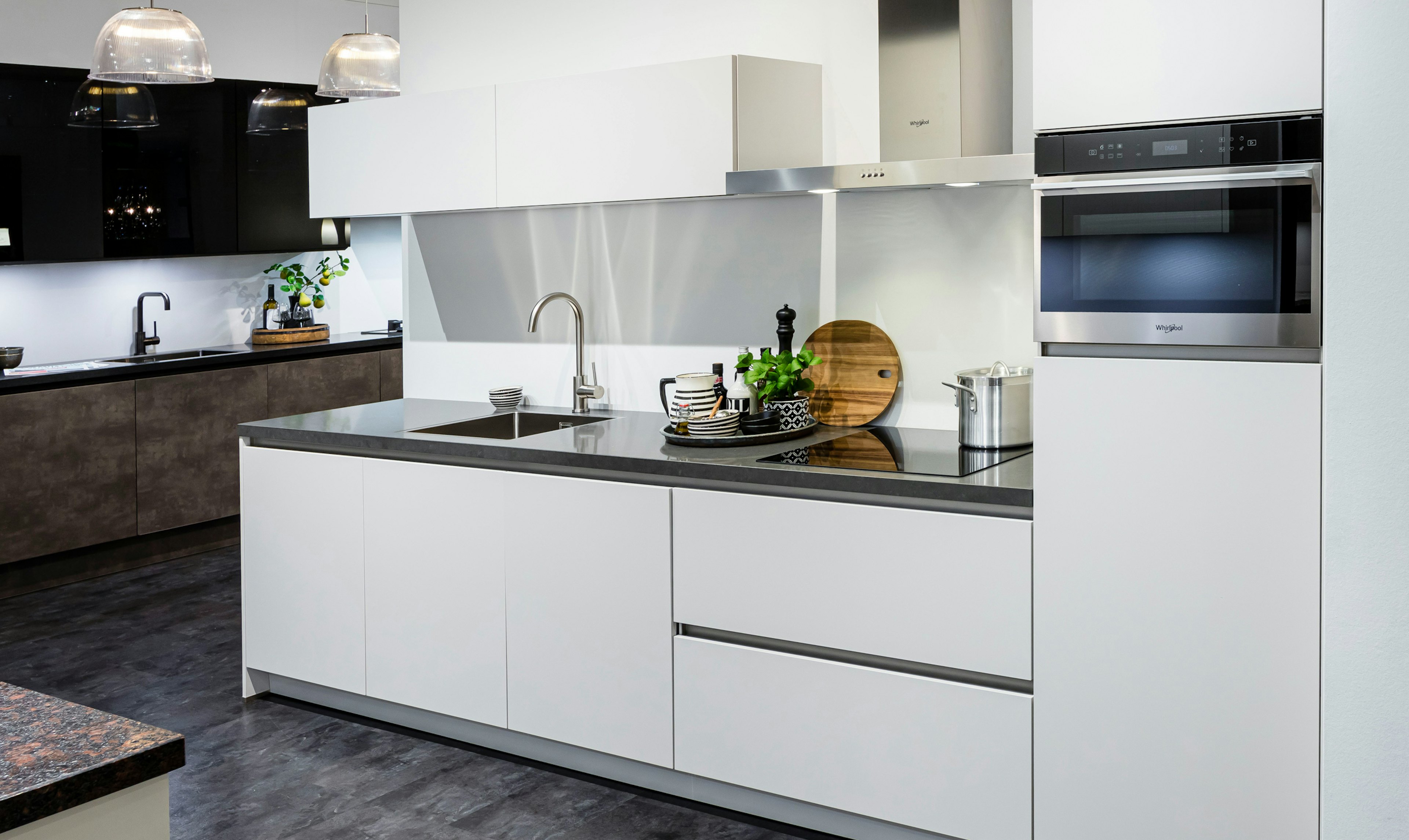 Reserve droog Vuiligheid Kleine keukens: voor beperkte kleine ruimtes | Bemmel & Kroon