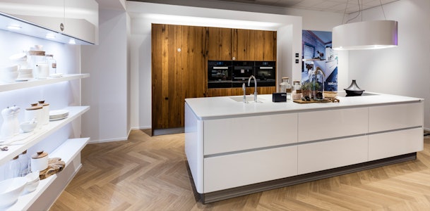 Luxe projectkeuken voor de zakelijke markt.