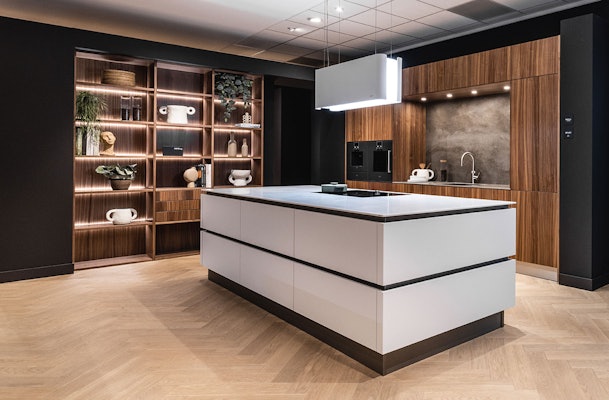 Maatwerk en personalisatie in exclusieve keukens.