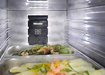 MultiSteam - De Miele-stoomoven is ongekend veelzijdig en de ideale aanvulling op oven en kookplaat.