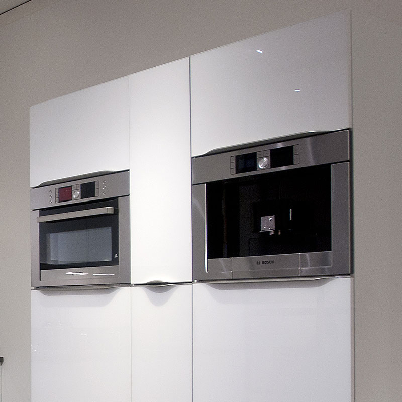 Moderne hoge kastenwand