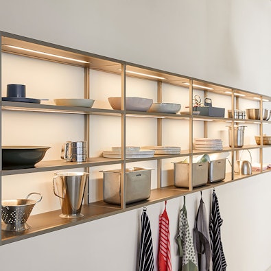 Moderne verlichte wandplanken