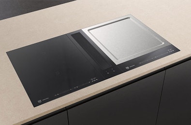V-ZUG modulaire kookplaat met domino-modules voor inductie, gas en teppanyaki in DualDesign uitvoerin