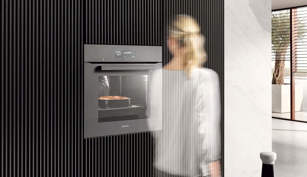 Miele oven MotionReact sensor intelligente gebruikersherkenning automatische activering moderne keuken