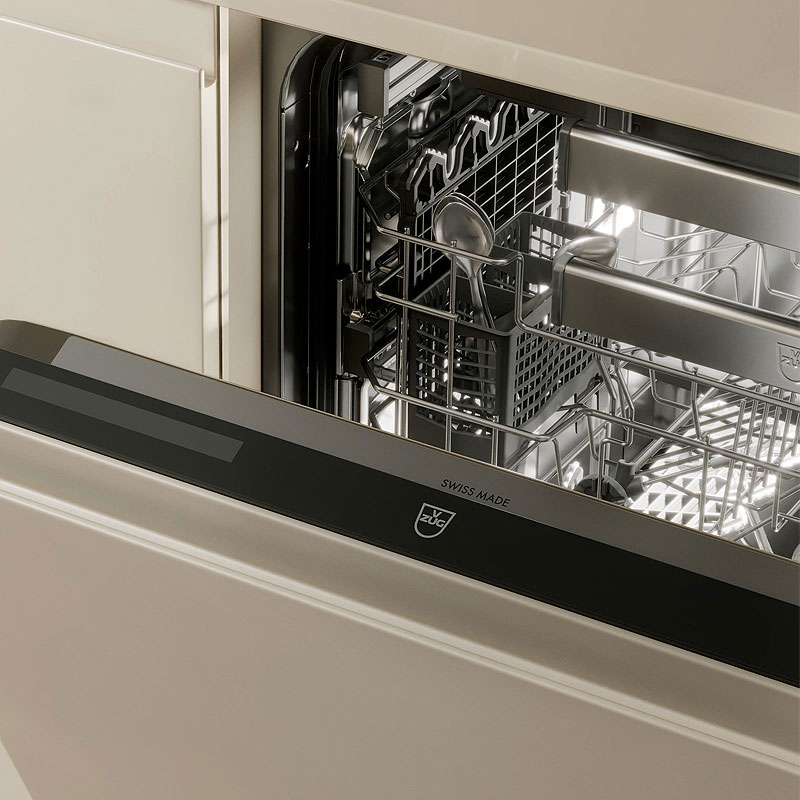 V-ZUG Adora vaatwasser open met verlichte korven en besteklade; multifunctionele aanpassing voor deellading en optimale ruimtebenutting.