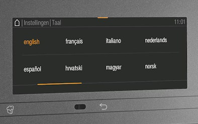 Bedieningsdisplay Miele combimagnetron met MultiLingua taalinstellingen voor internationaal gebruik