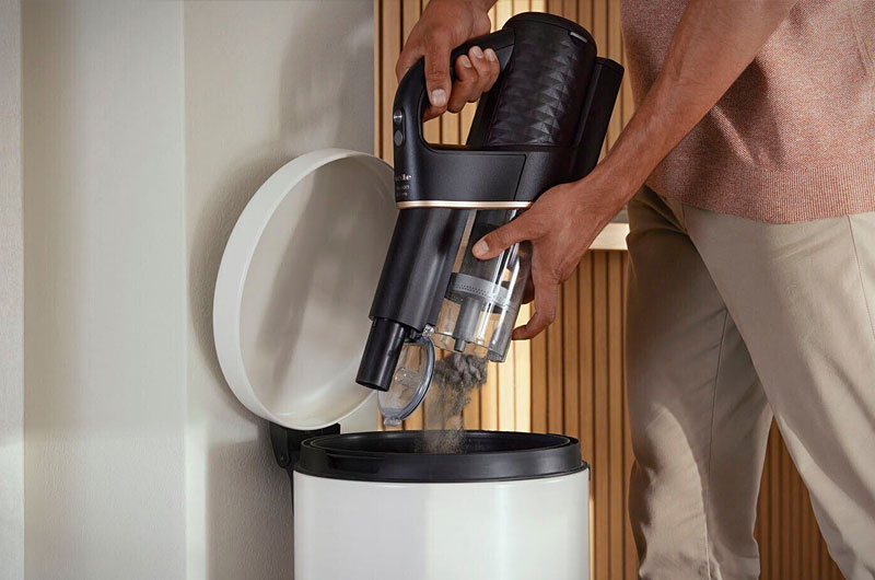 Onderhoud draadloze stofzuiger.