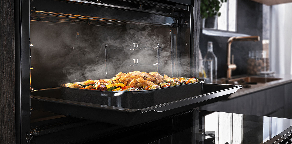 Kip met groenten stomen in de NEFF stoomoven met Full Steam volwaardige stoom