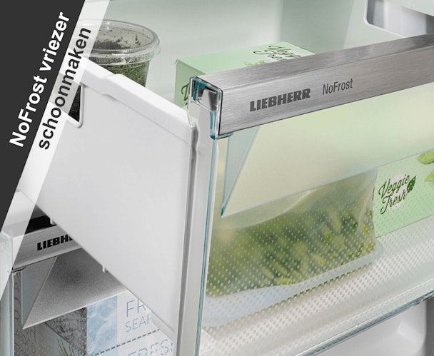 Open NoFrost-vriezerlade met zicht op schone binnenwanden en luchtkanalen