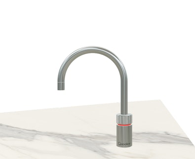 Quooker Nordic Single Tap losse kokendwaterkraan in RVS met compacte ronde uitloop op marmeren aanrechtblad