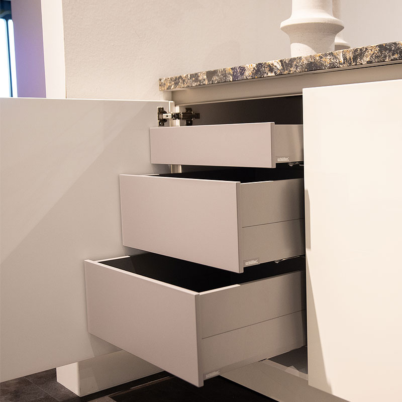 Onderkastjes met binnen laden