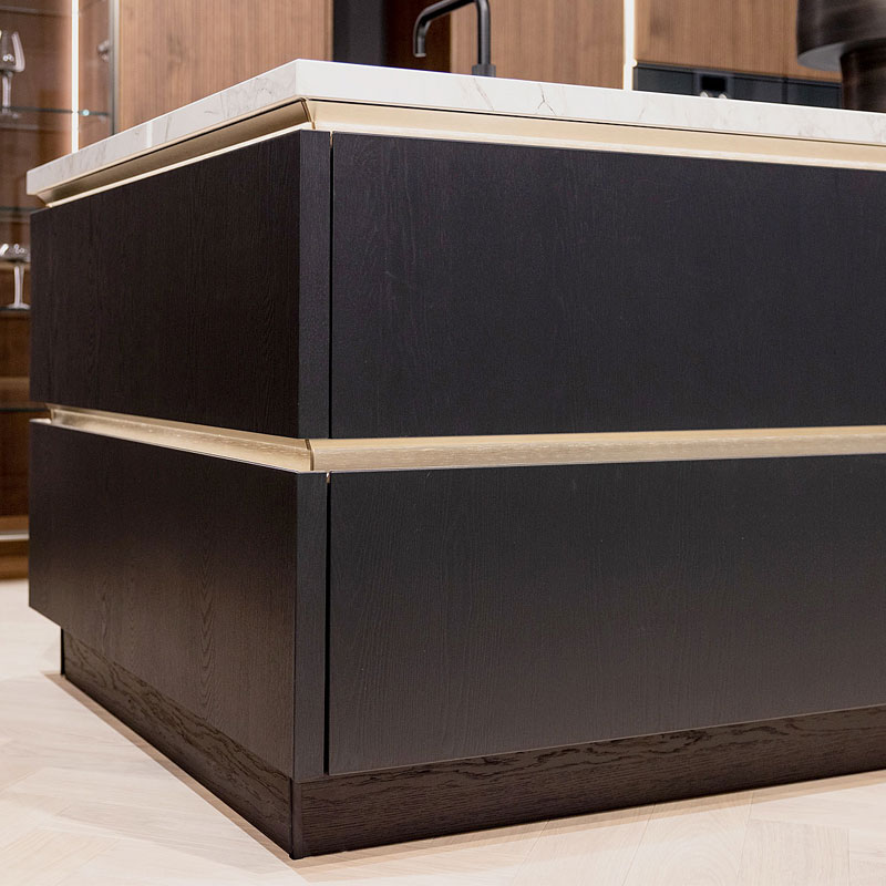 Onyxzwart eiken kookeiland