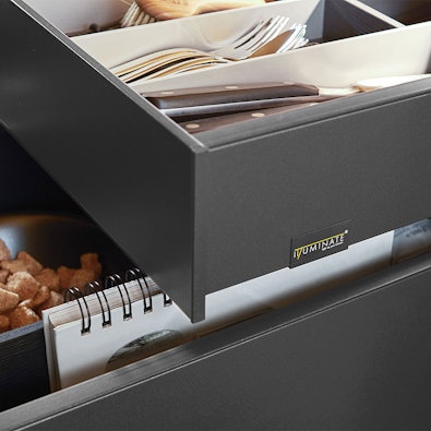 Opbergruimte hoge lade met binnenlade