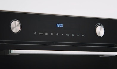 Pelgrim ovens met push-turn bediening.