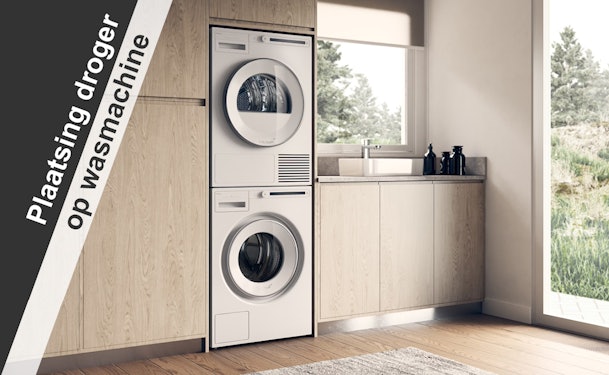 Plaatsing droger op wasmachine.