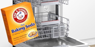 Arm & Hammer Baking Soda voor een open vaatwasser, klaar voor reiniging