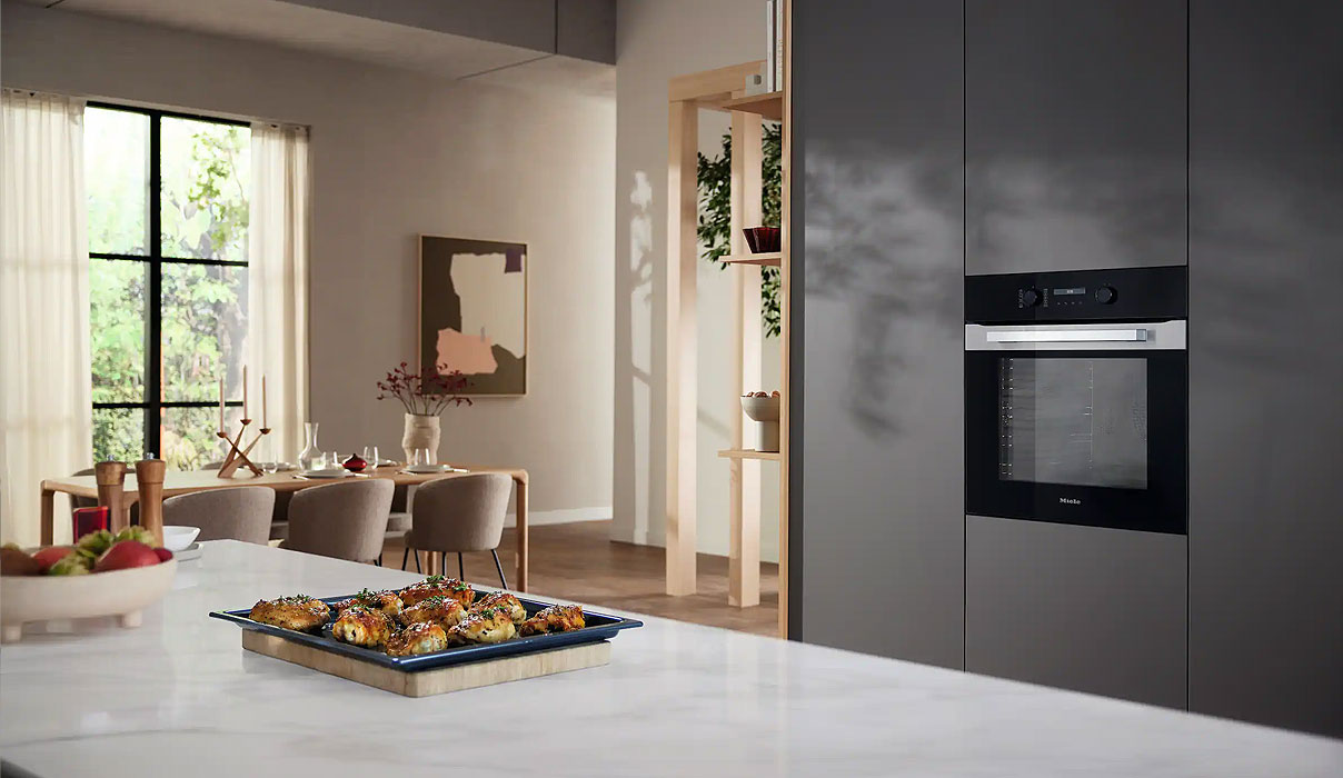Miele oven AirFry gezond frituren zonder vet revolutionaire hetelucht technologie knapperige resultaten moderne keuken