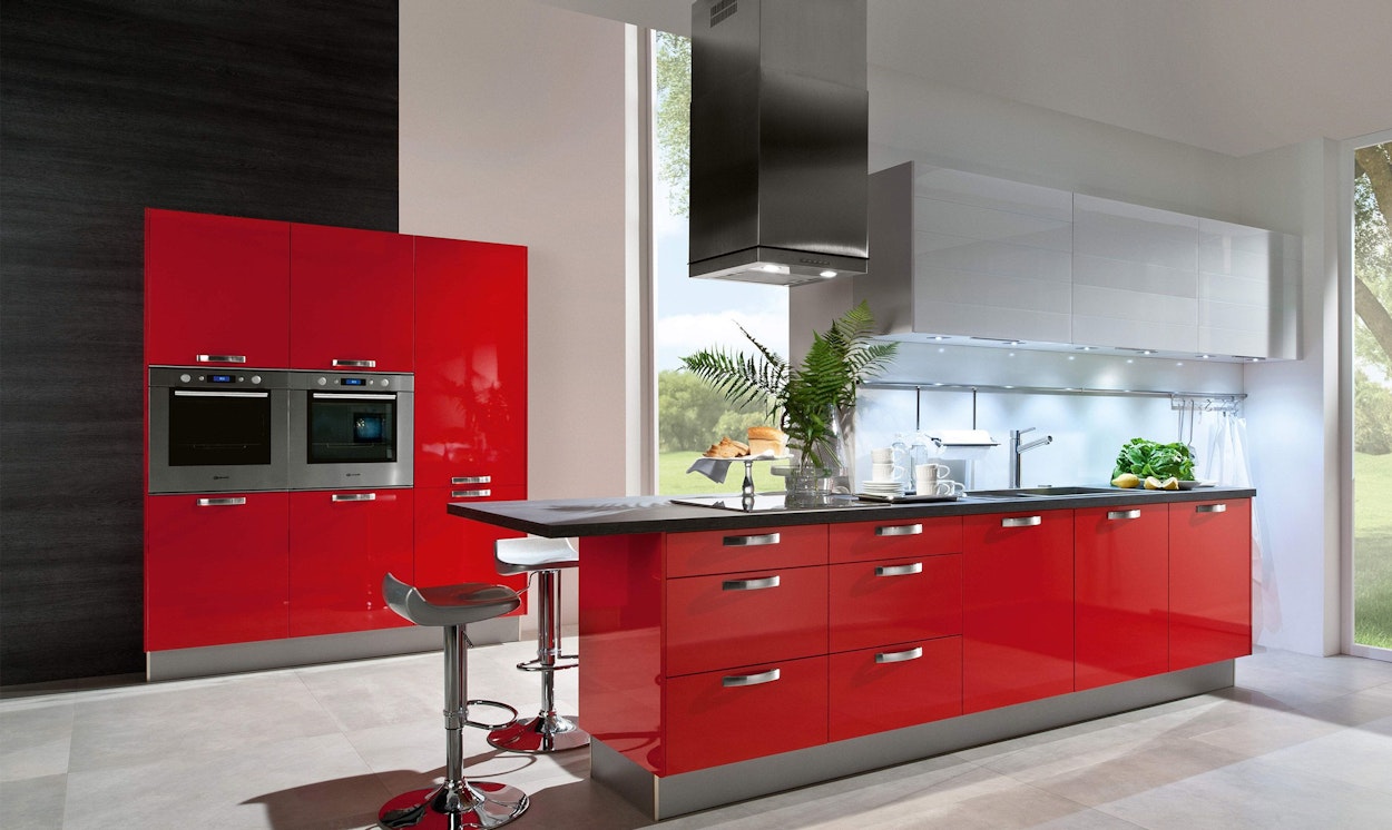 Rode hoogglans keuken: een echte blikvanger in uw interieur.
