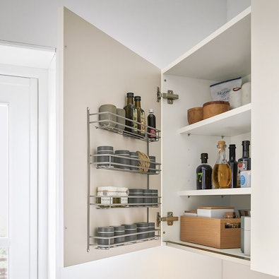 Ruime hoge bovenkastjes