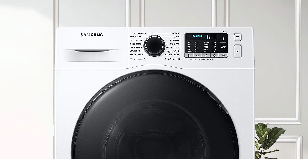 Samsung 8 kg wasmachine met bedieningspaneel en EcoBubble-techniek voor lage temperatuur
