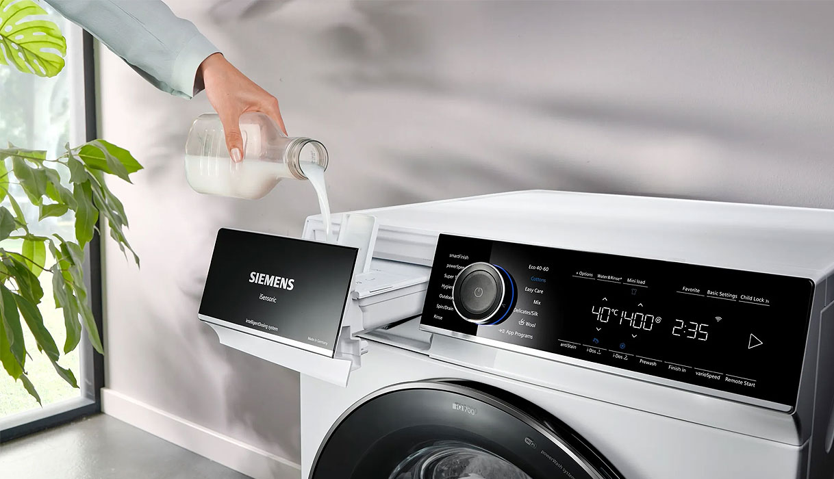 Siemens wasmachine met intelligentDosing doseersysteem en bedieningspaneel