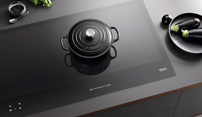 Miele SmartSelect bediening inductiekookplaat verlichte cijfers touch controle intuïtief
